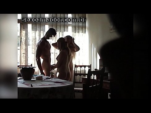 ❤️ Amigos sexuais convidam um homem gigante e um ménage à trois com ele ️ Porno em nós pt.ttsex.ru ﹏